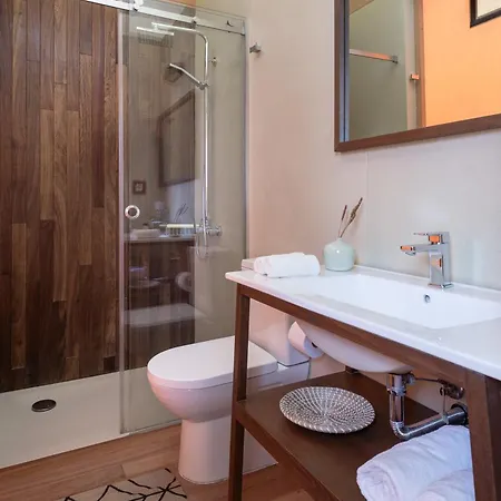 Ihousevillage