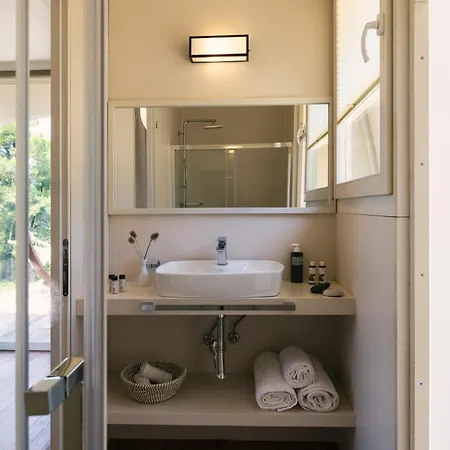 Ihousevillage Luxury tent Polychrono