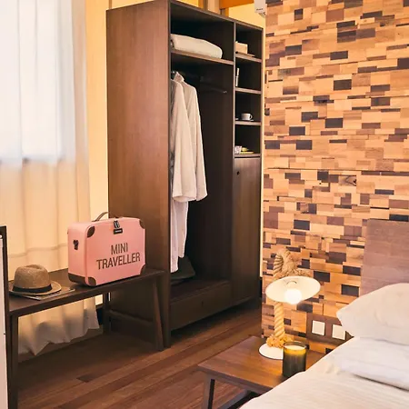 Glamping Mili Polychrono