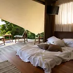 Mili Luxury tent Polychrono